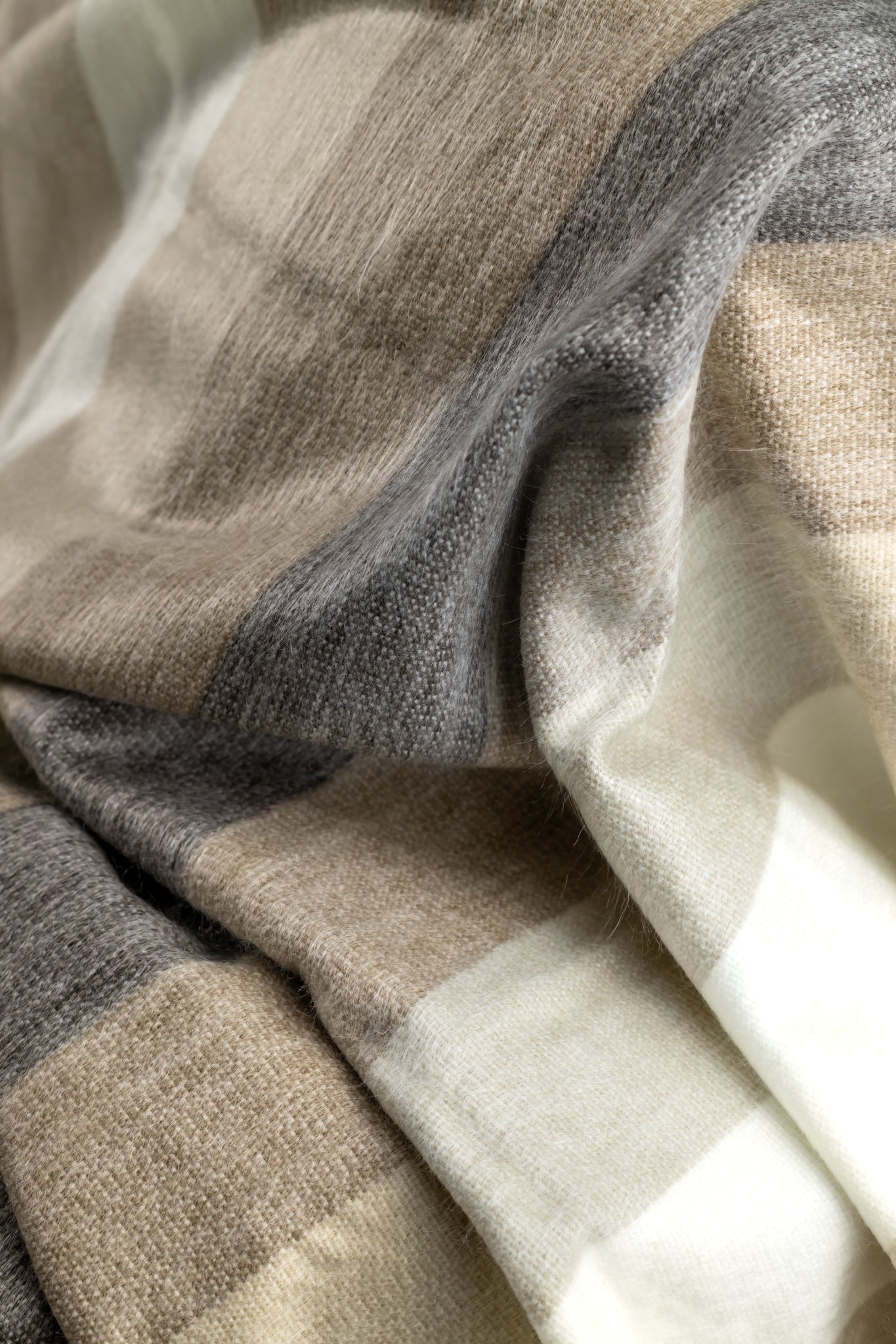 Boho Dream Throw Alpaca Blanket - Striped - Brushed Alpaca Blanket