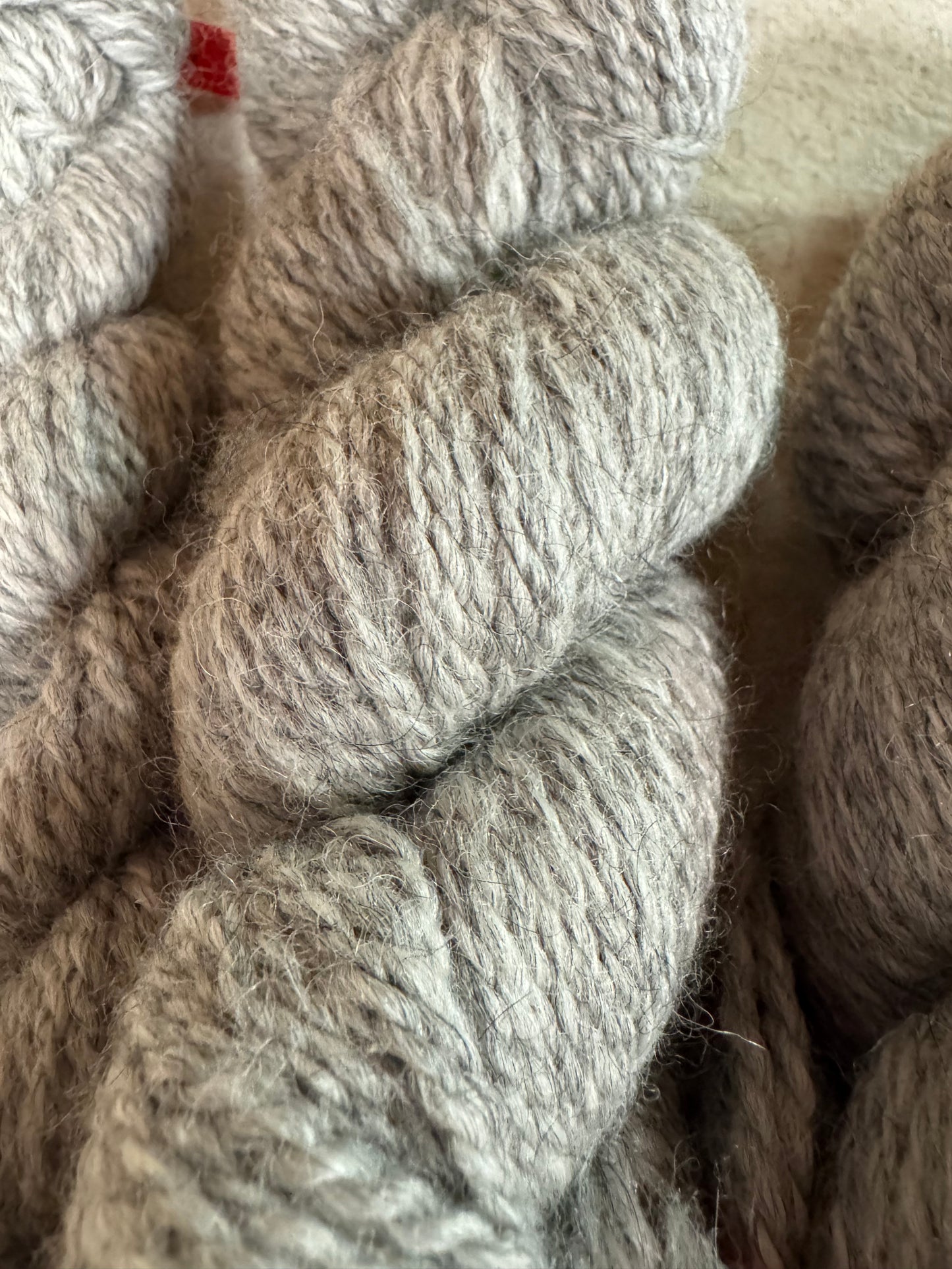 Yarn skein Worsted (Graycie) 100% Alpaca Gray 2-ply worsted wt 162 yds