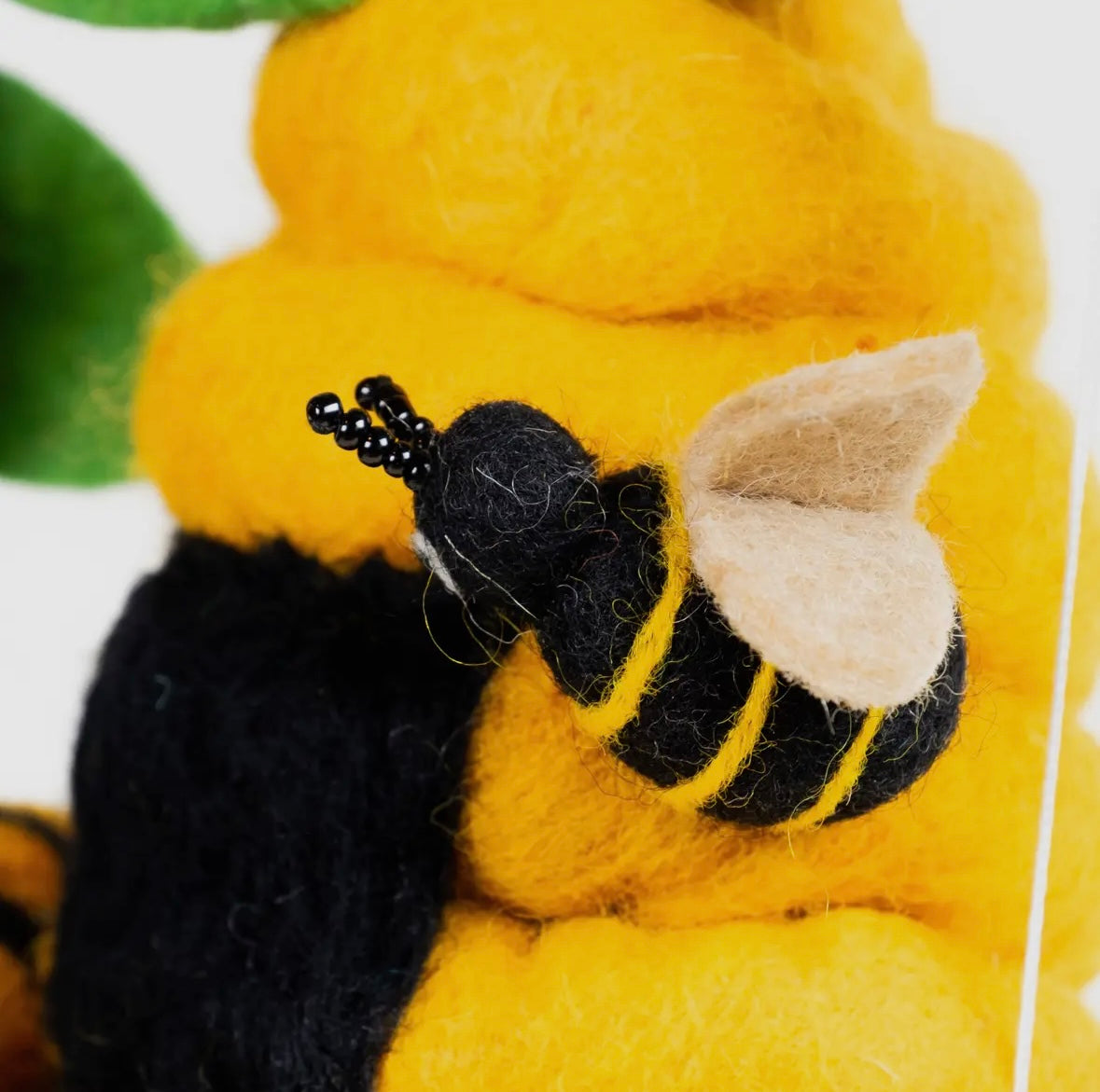 Bee Hive Wool Baby Mobile – A Buzzing Touch for the Nursery