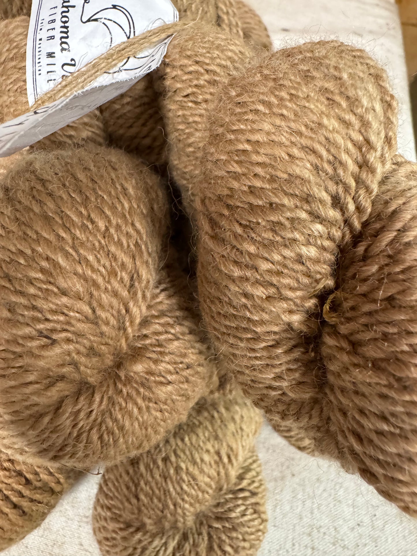 Yarn skein Worsted (Charleston) 100% Alpaca Fawn 2-ply worsted wt 90 yds