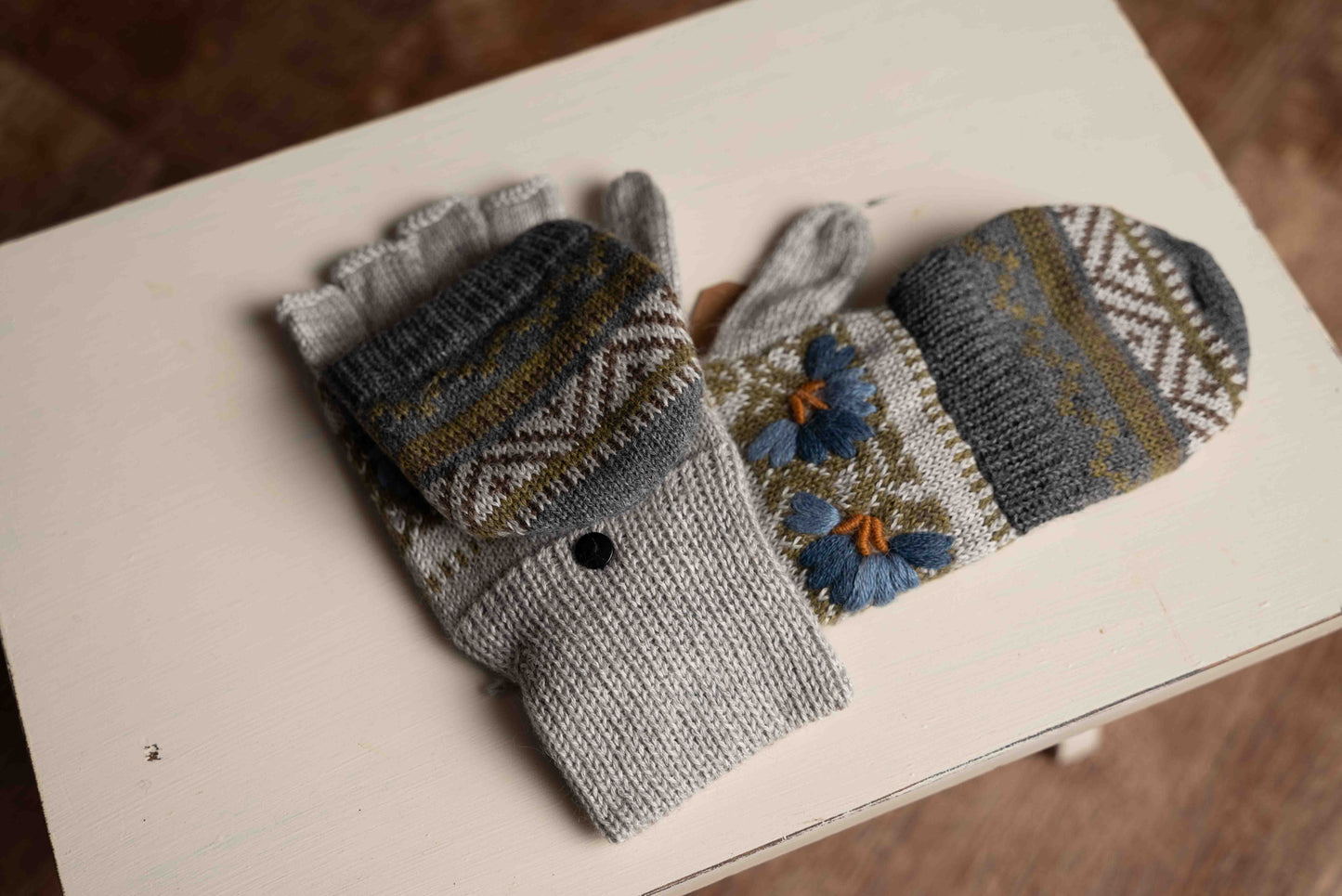 Silver Ridge Alpaca Glittens (Fingerless gloves with flap)