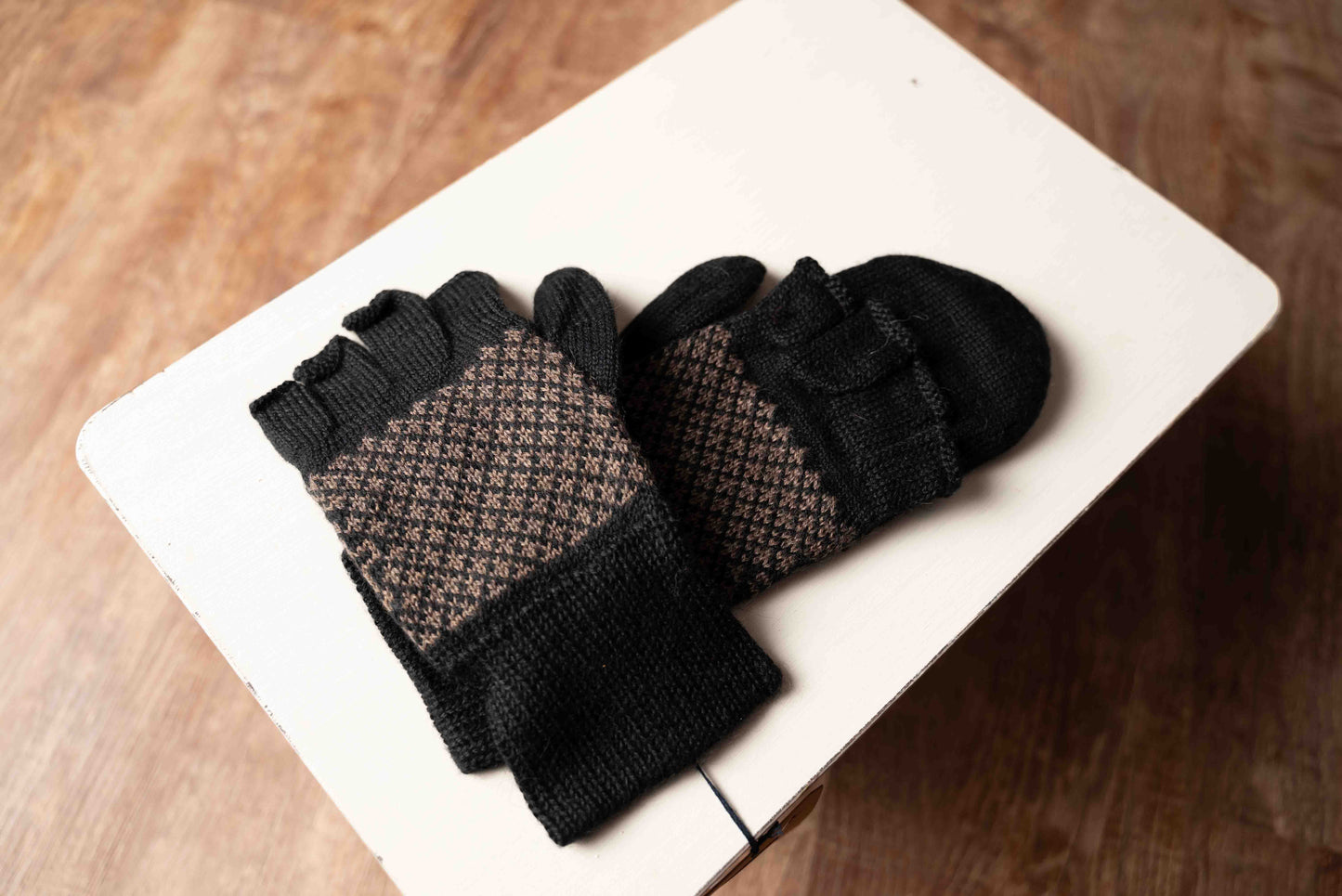 Alder Alpaca Glitten (Fingerless gloves with flap)