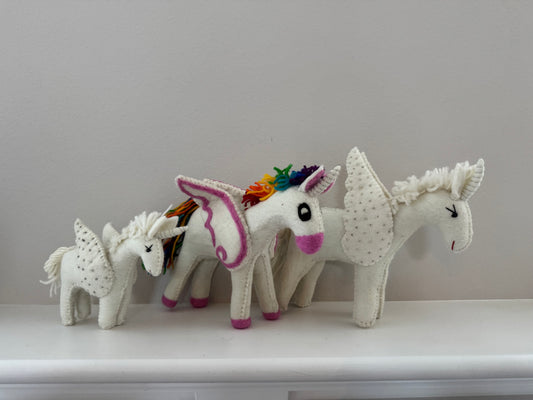 Whimsical Felt Unicorns 🦄✨