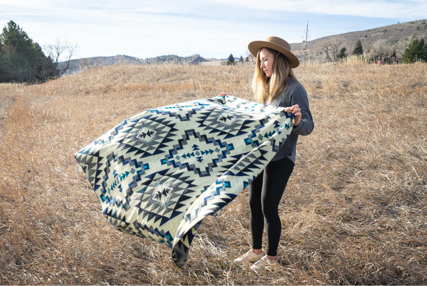 Alpaca Wool Blanket - Blue Chakana