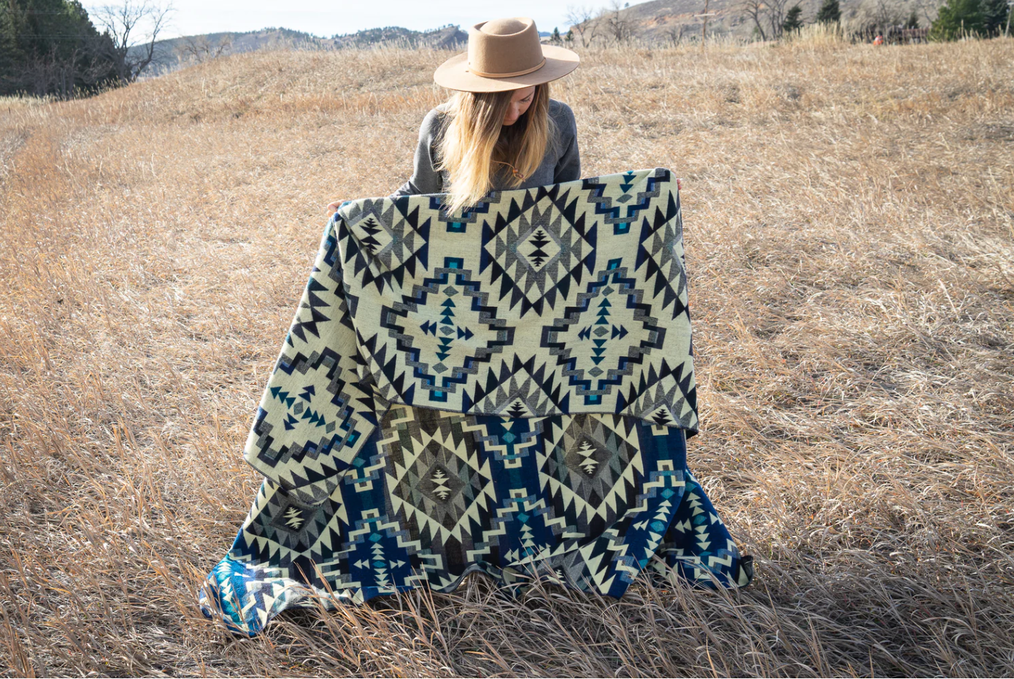 Alpaca Wool Blanket - Blue Chakana